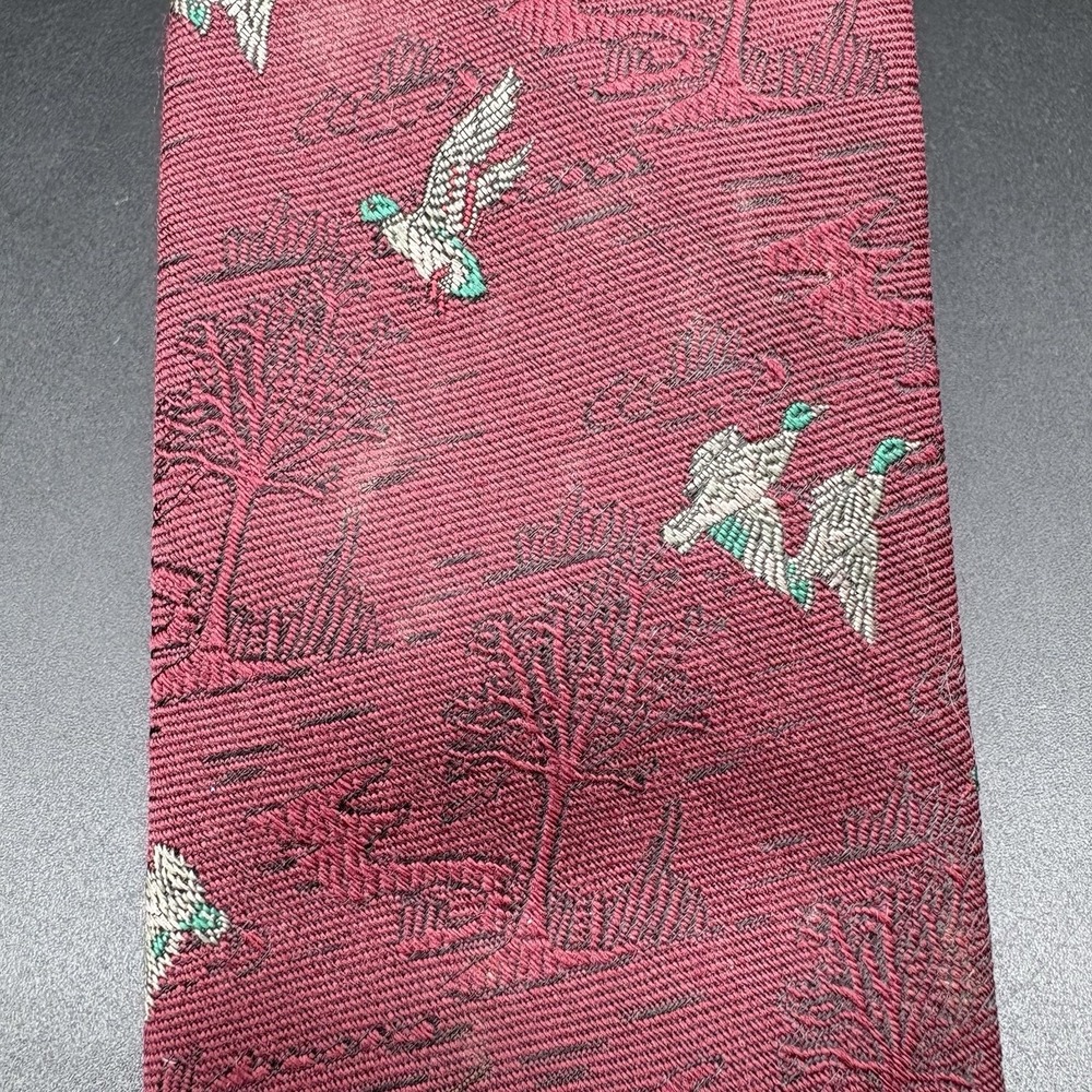 Polo Ralph Lauren Hunting Scene Tie Burgundy Wool Silk Handmade USA 3" 54" - Picture 4 of 11